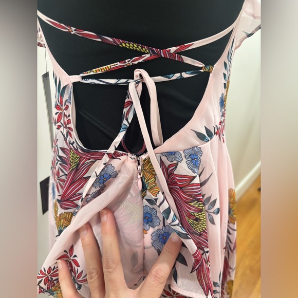 423. LULUS Roma Blush Floral Print Lace-Up Maxi Dress. NWT! - Picture 5 of 6